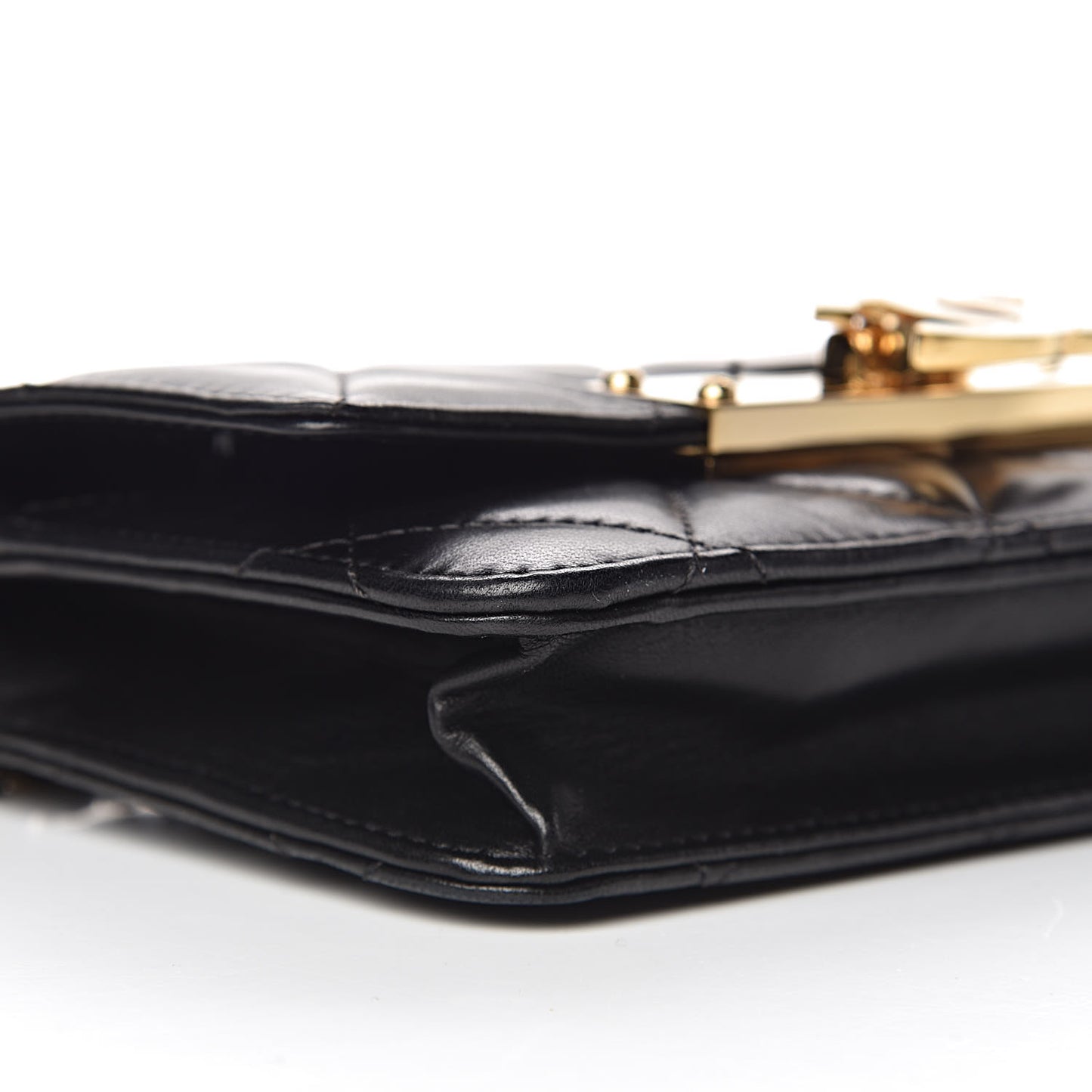 Lambskin Quilted Golden Class Wallet on Chain WOC Black