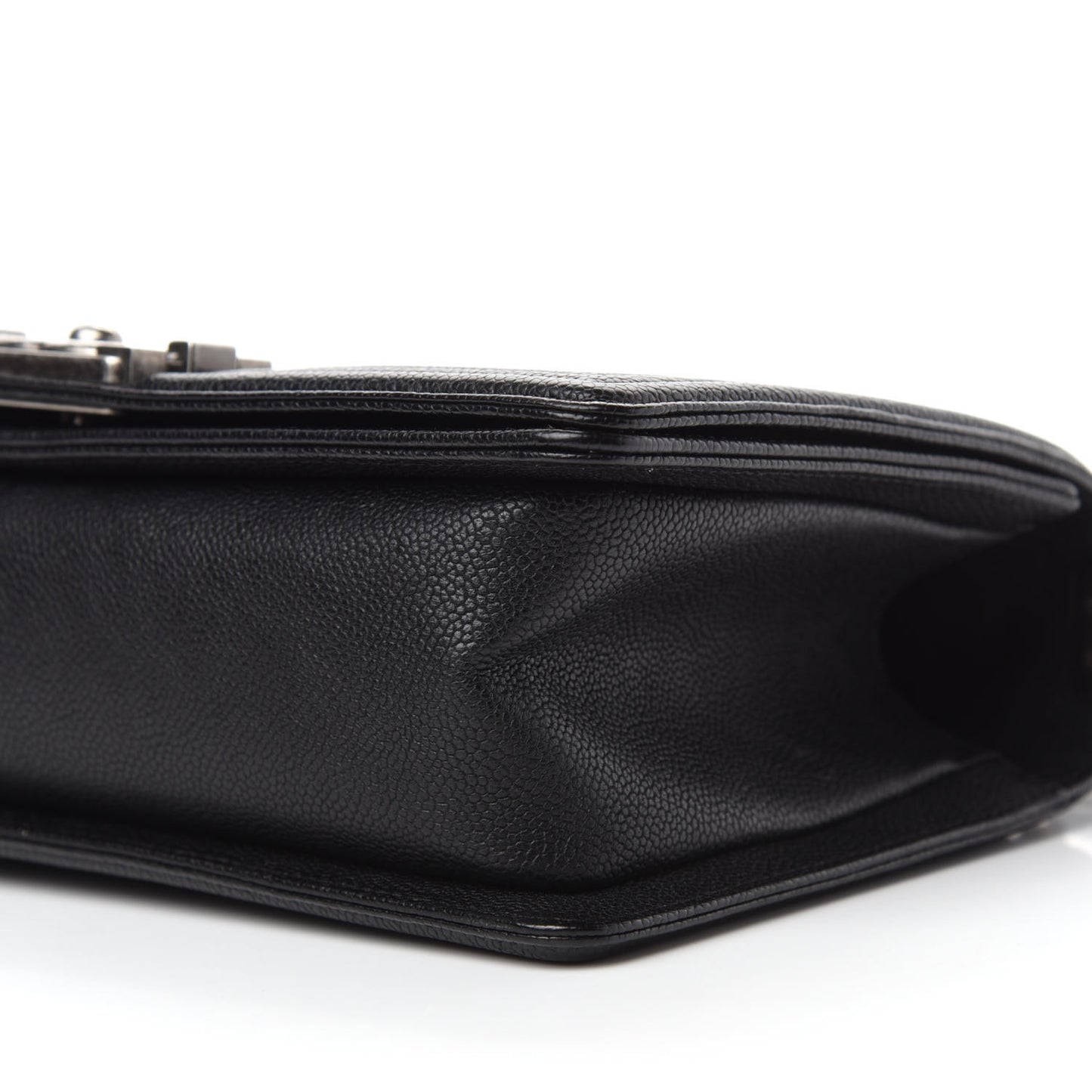 Caviar Quilted Medium Boy Flap Black