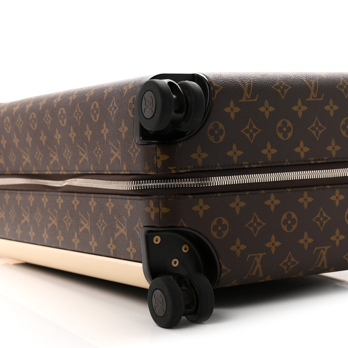Monogram Horizon 55