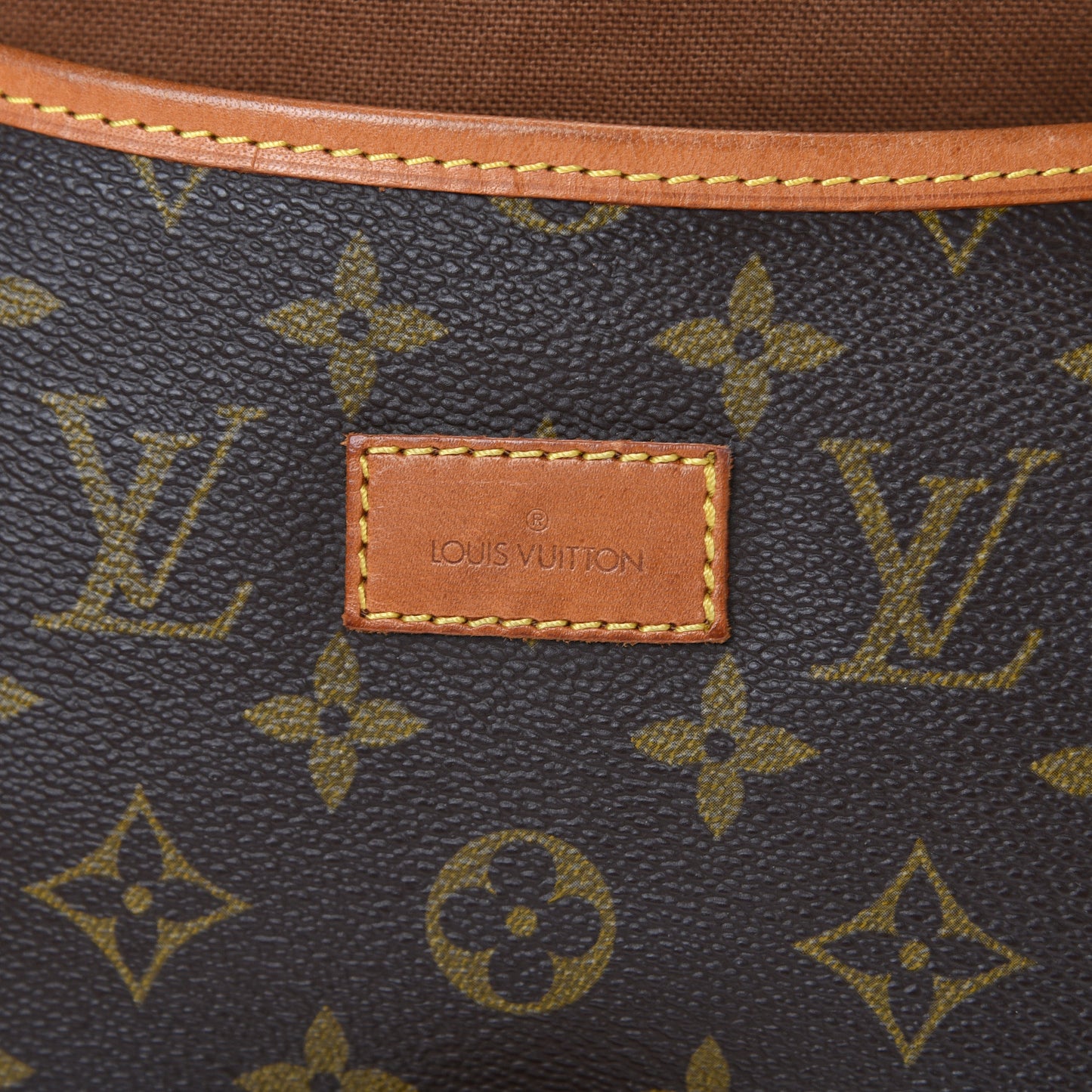 Monogram Saumur 35