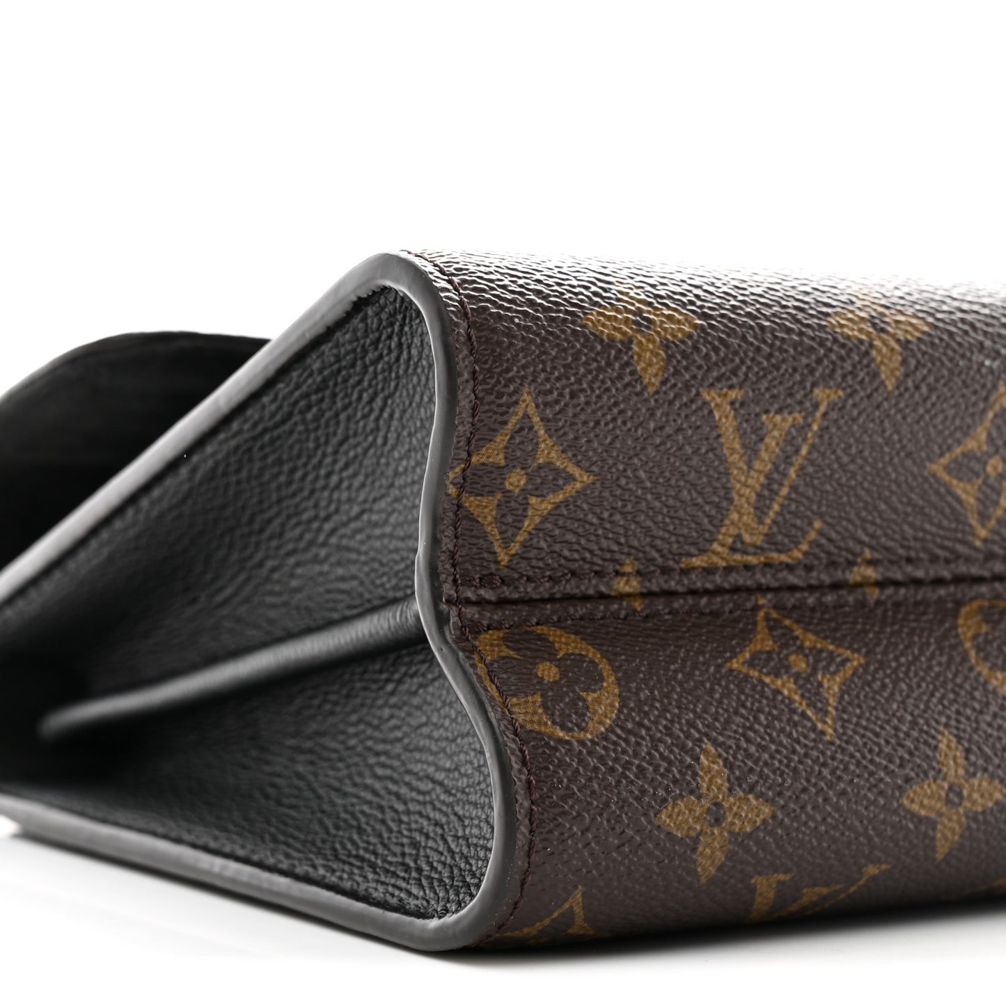 Monogram Victoire Black