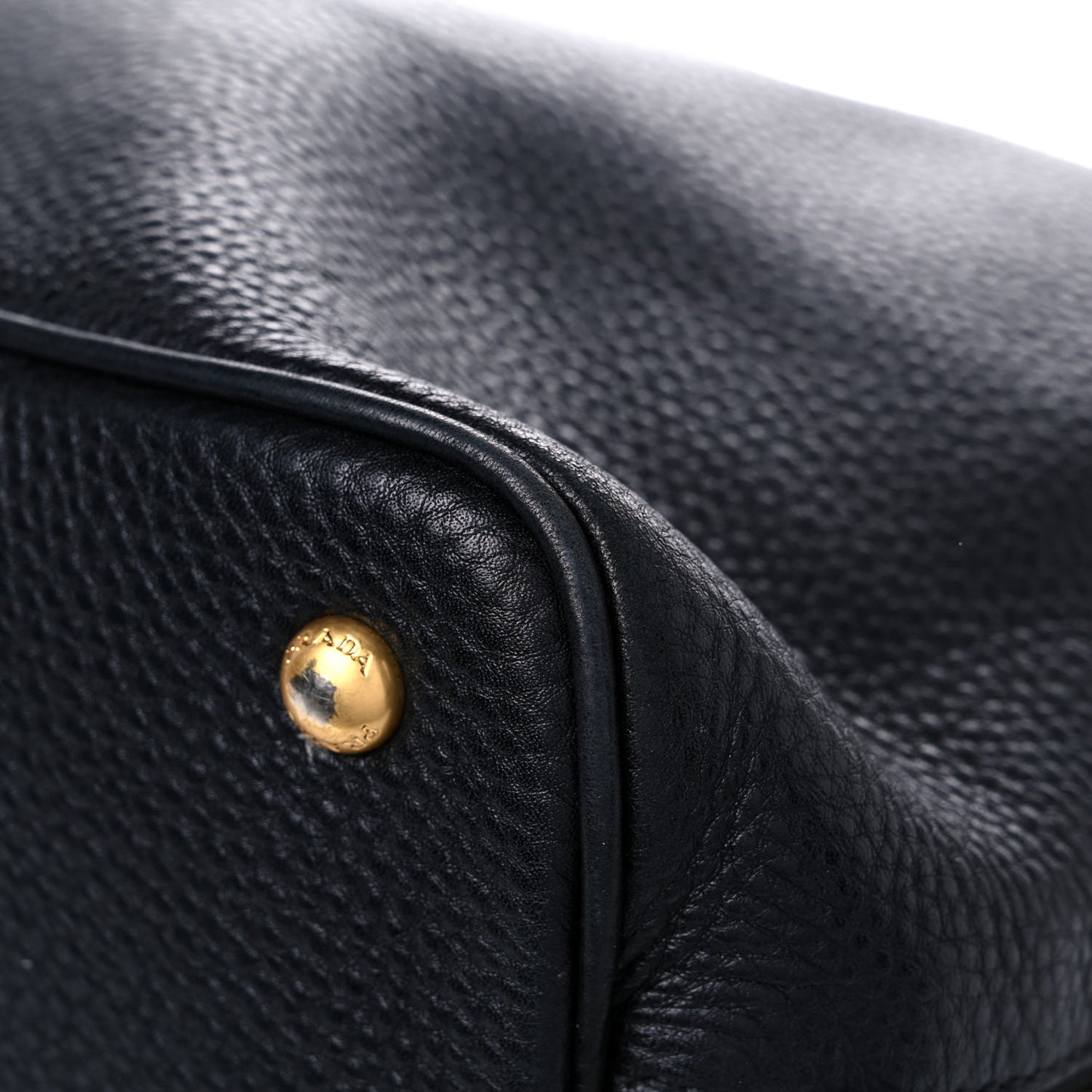 Vitello Daino Tote Black