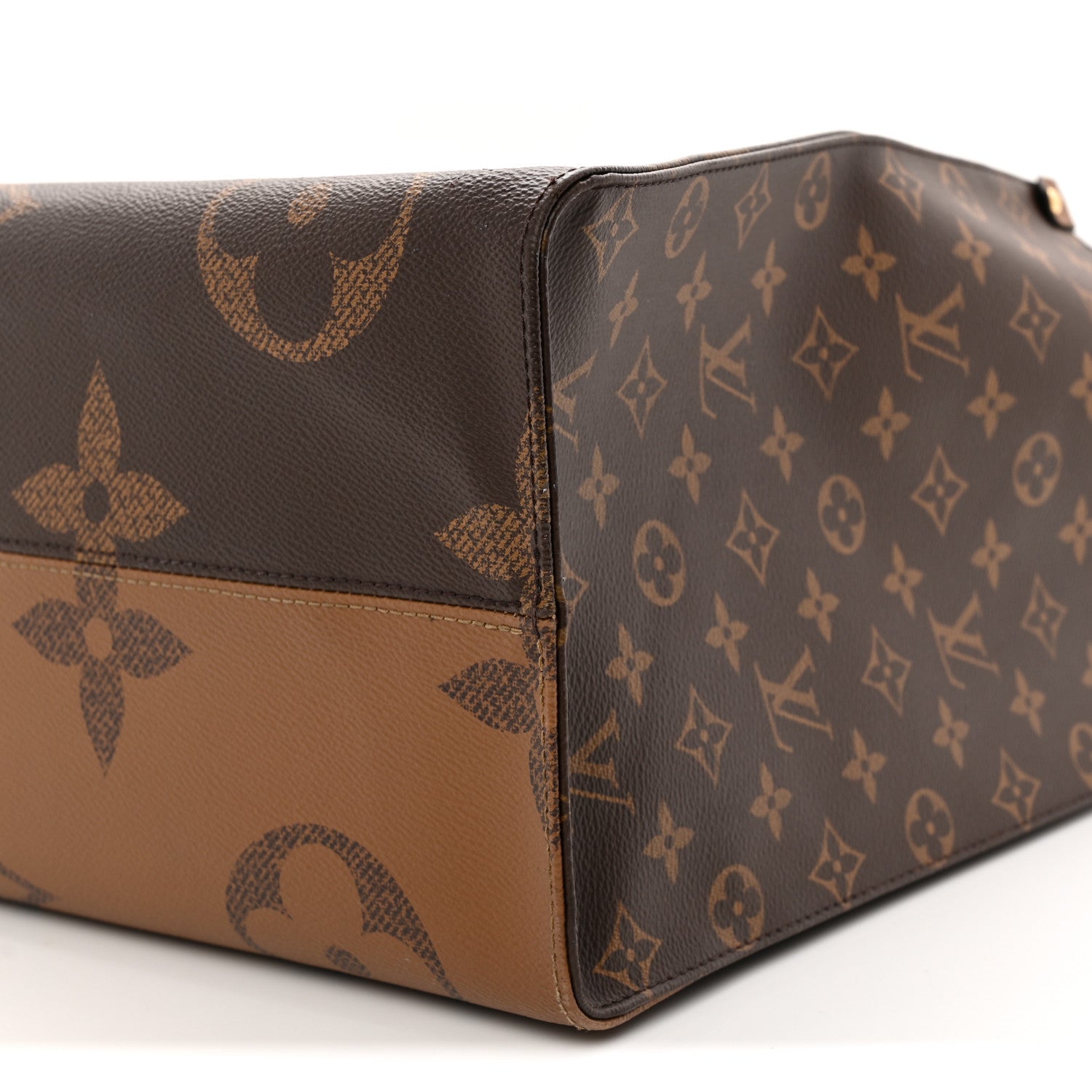 Louis Vuitton Reverse Monogram Giant Onthego GM 9 of 11