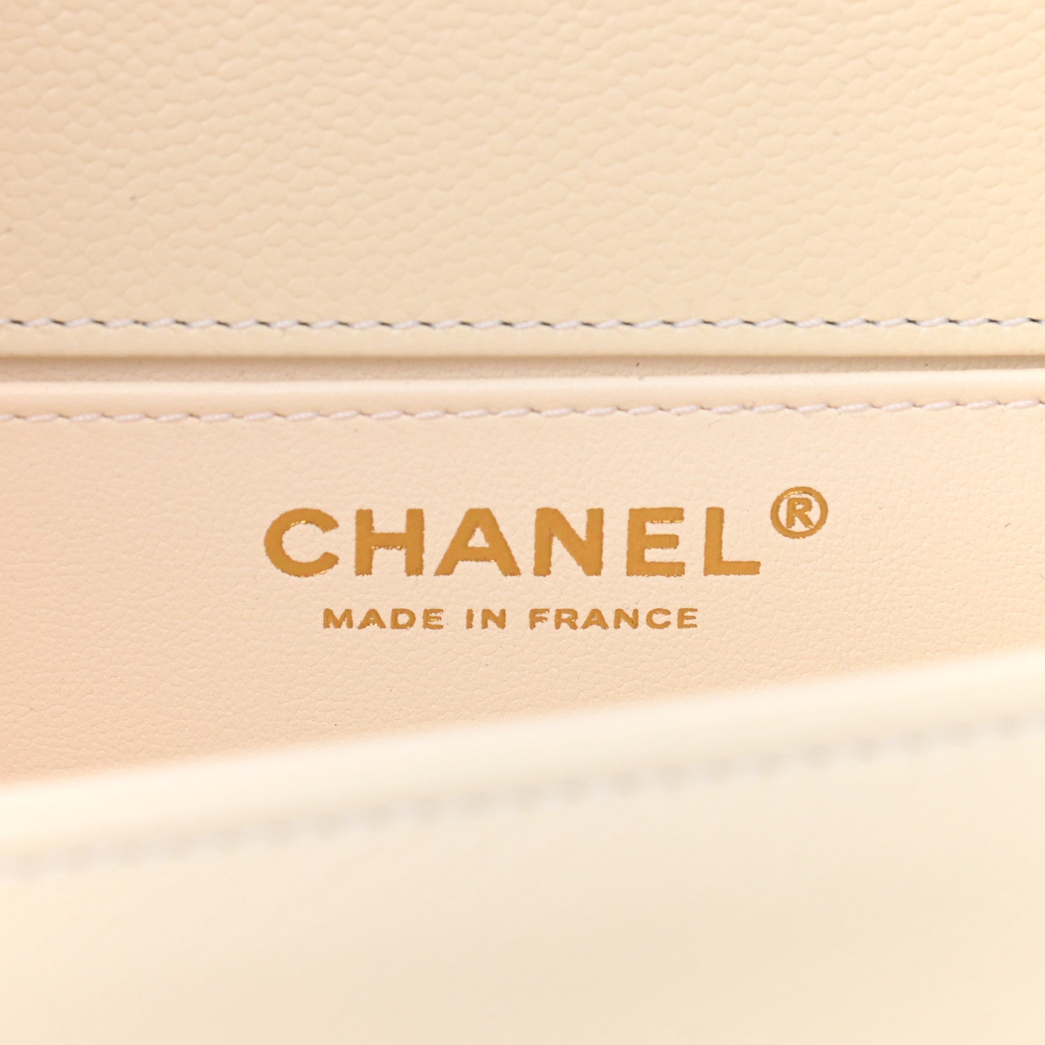 Chanel Caviar Quilted Medium Boy Flap White 5 of 10