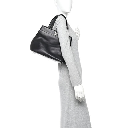 Chanel Caviar Shopping Tote Black 2 of 14