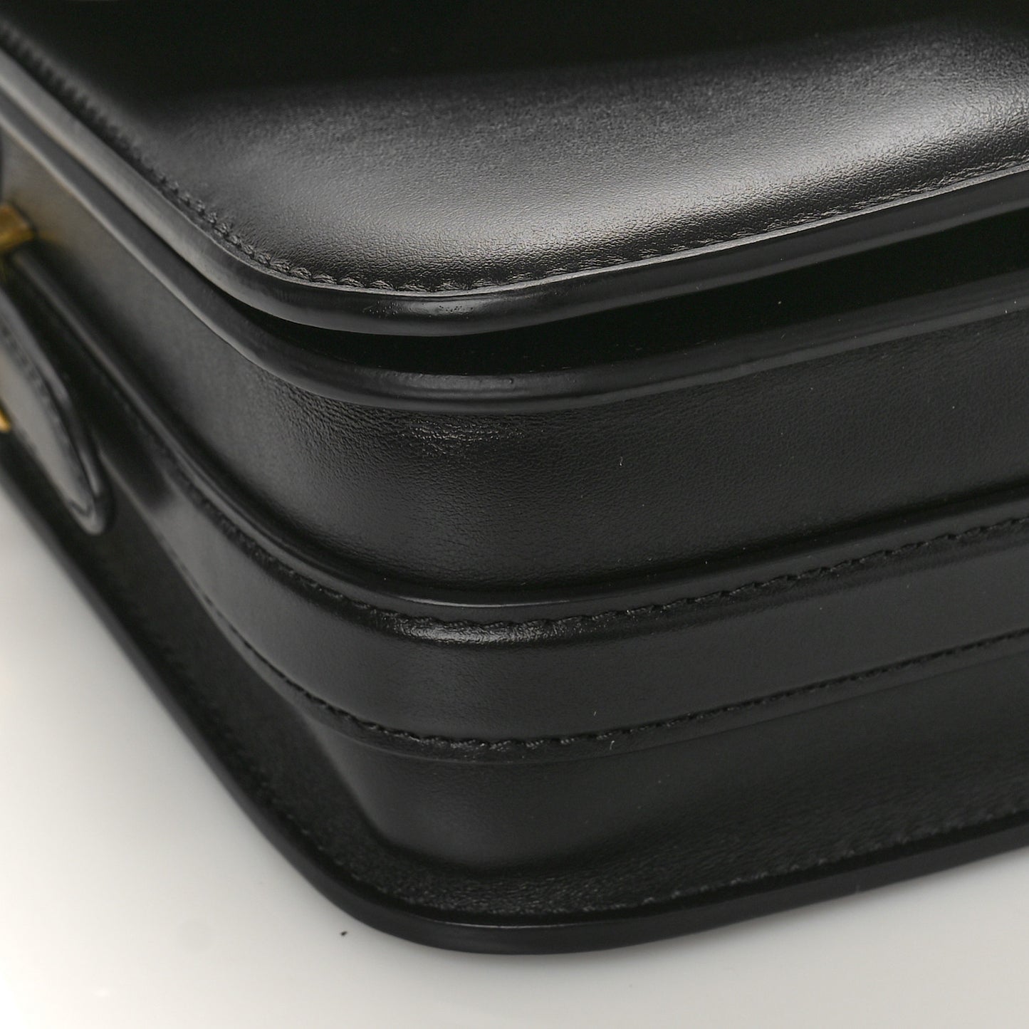 Smooth Calfskin LV Pont 9 Black