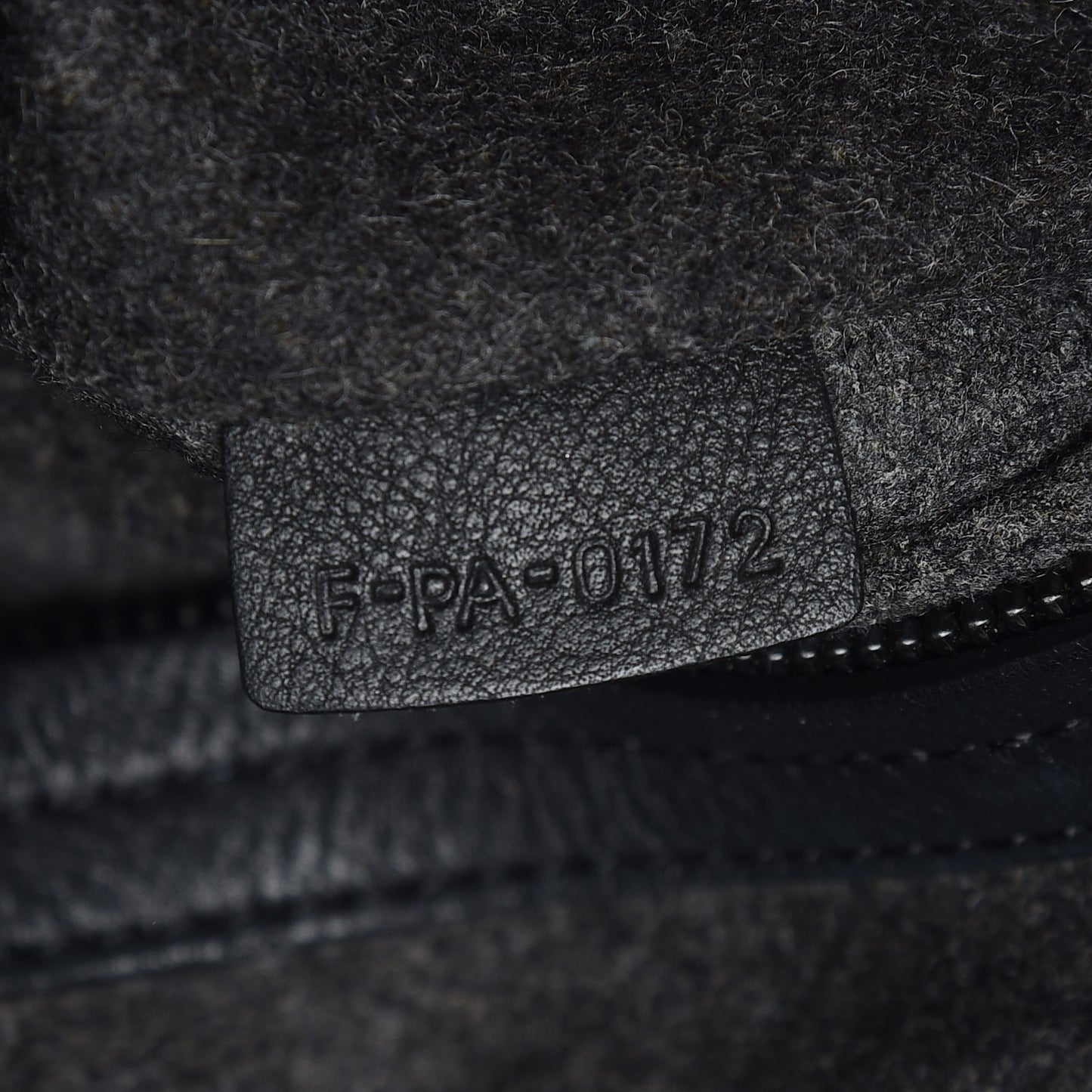 Felt Medium Phantom Luggage Grey