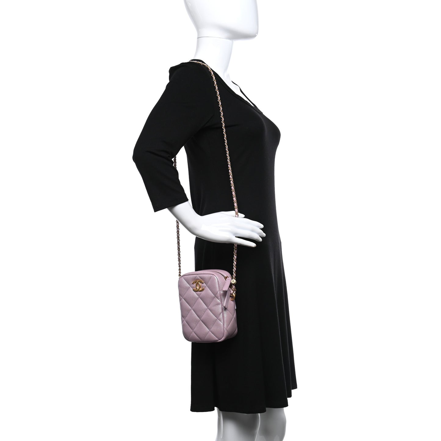 Iridescent Caviar Quilted Vertical My Perfect Camera Case Pink