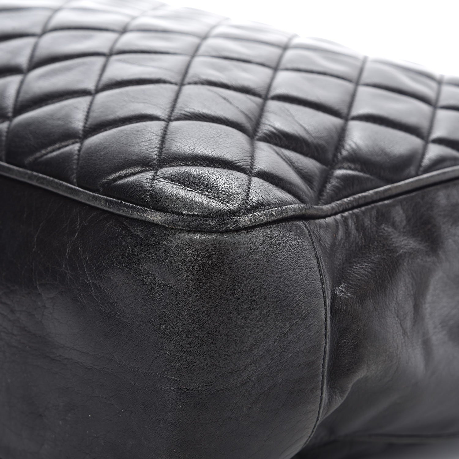 Chanel Lambskin Quilted Shoulder Bag Black 19 of 20