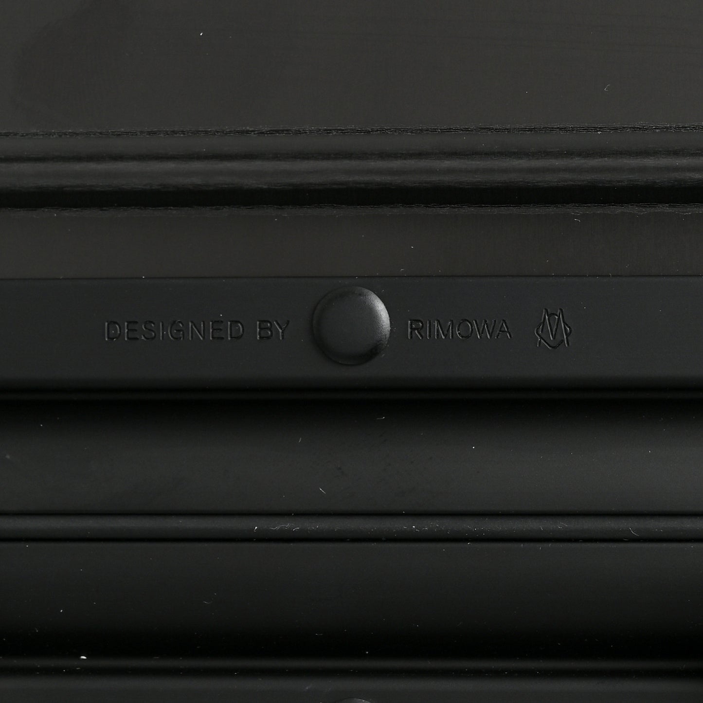 Aluminum Check-In L Matte Black
