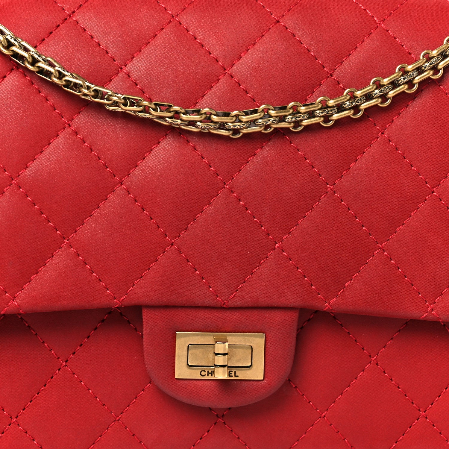 Chanel Iridescent Calfskin Quilted 2.55 Reissue 226 Flap Red 8 of 11