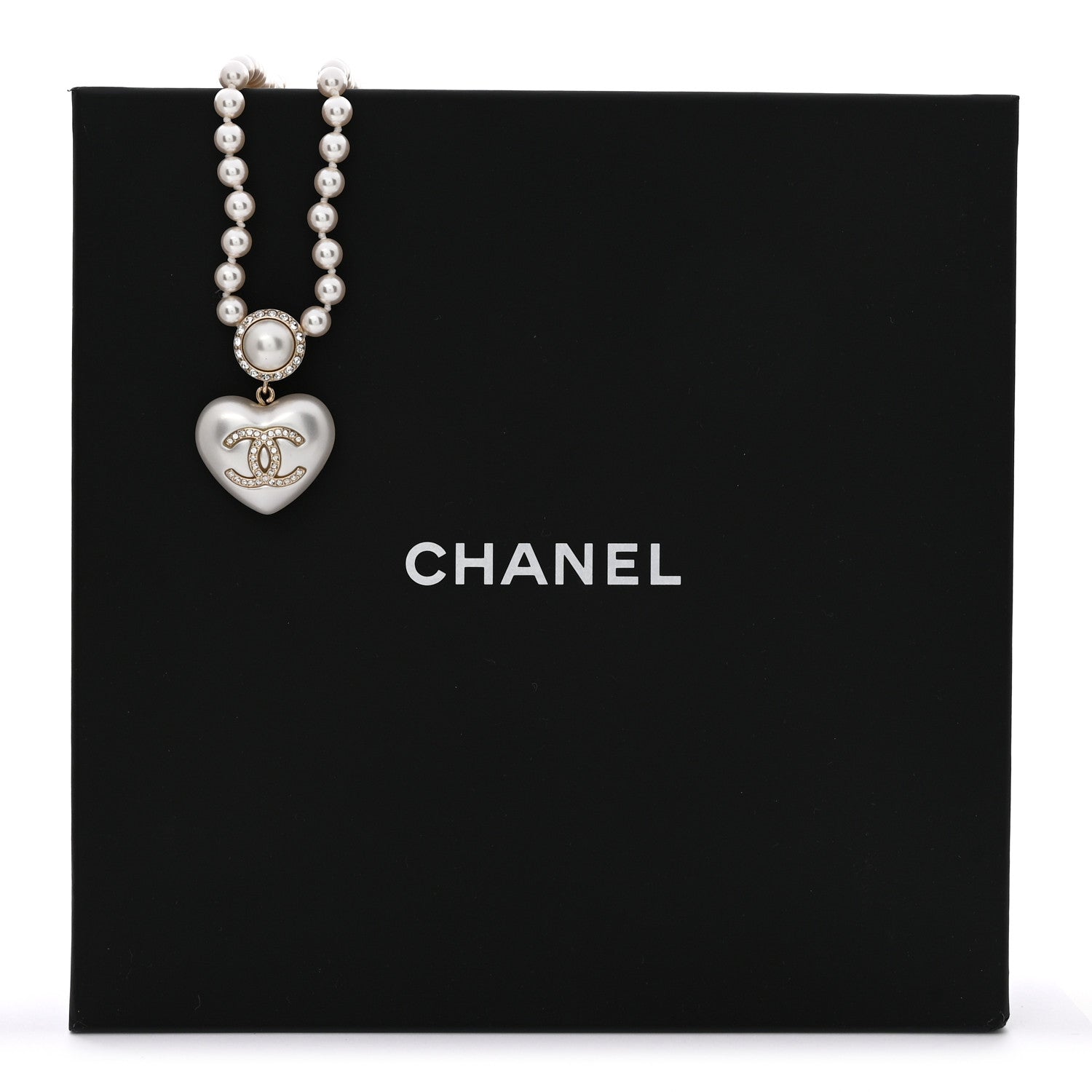 Chanel Pearl Crystal CC Heart Short Necklace Pearly White Gold 7 of 7
