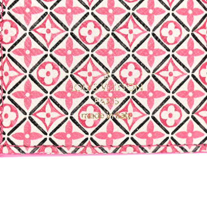 Louis Vuitton Monogram Giant By The Pool 2.0 Victorine Wallet Rose 6 of 7