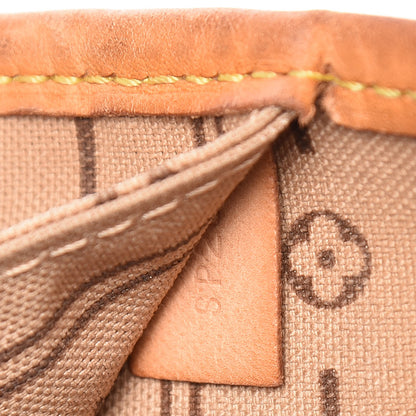 Louis Vuitton Monogram Neverfull MM 12 of 17