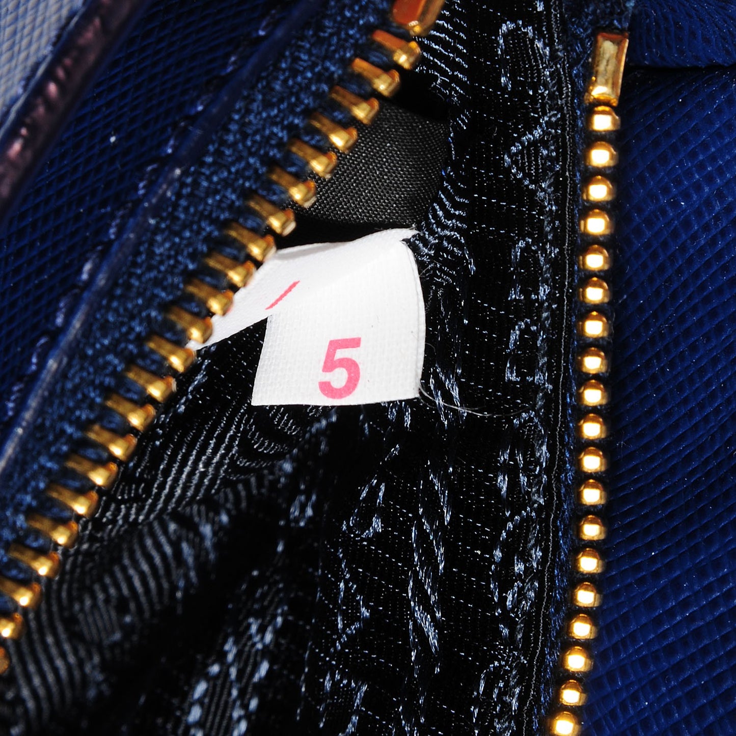 Saffiano Box Clutch Bleuette