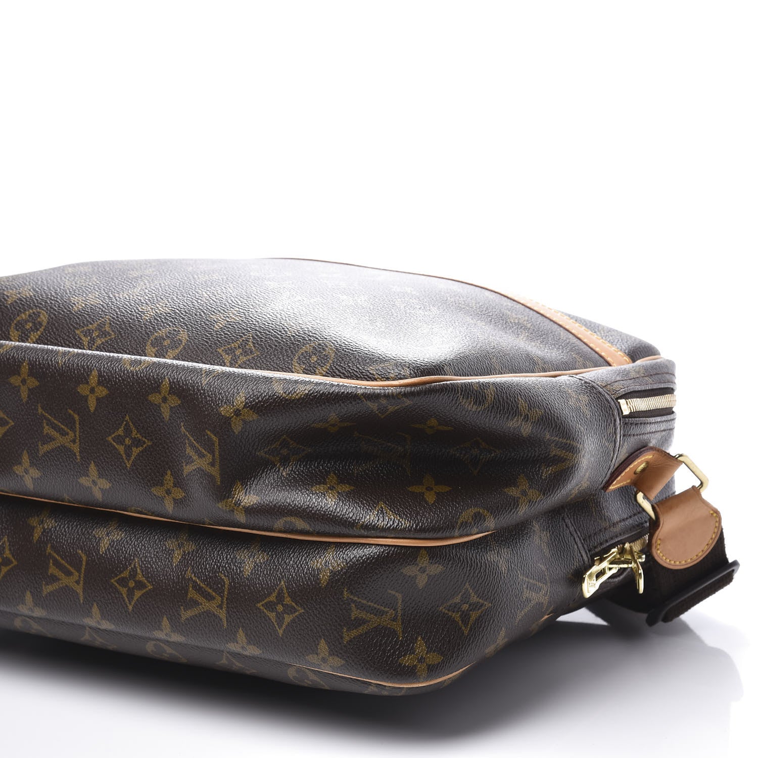 Louis Vuitton Monogram Reporter GM 8 of 10