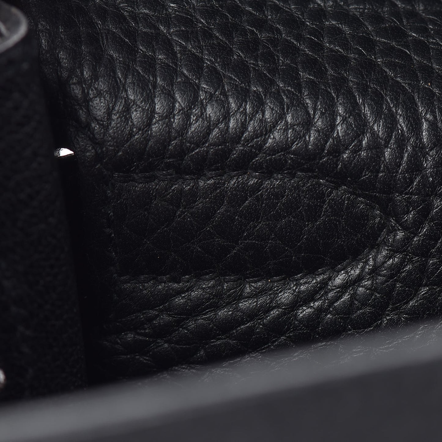 Taurillon Clemence Kelly Retourne 32 Black