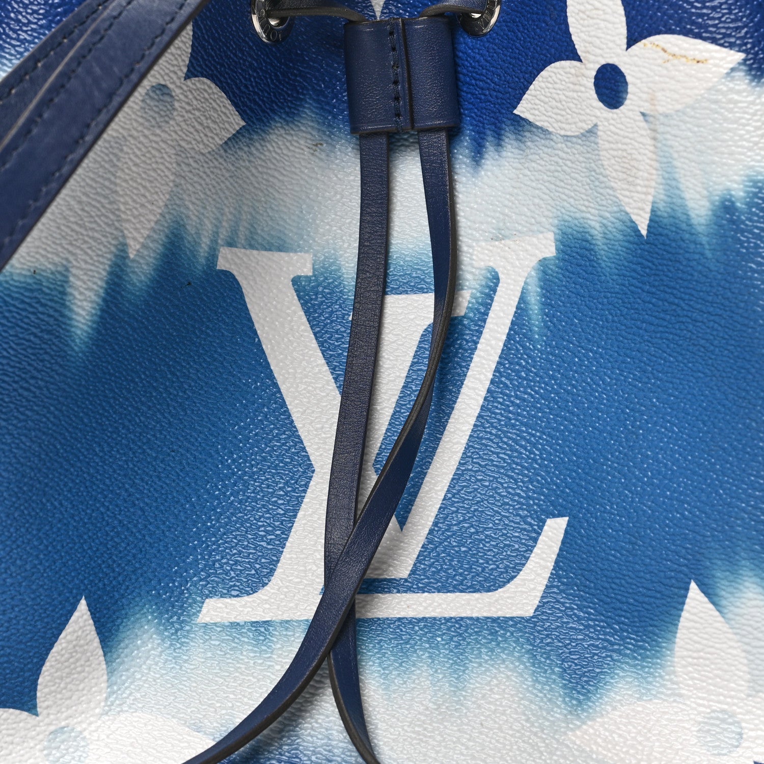 Louis Vuitton Monogram Escale Neonoe MM Blue 10 of 15