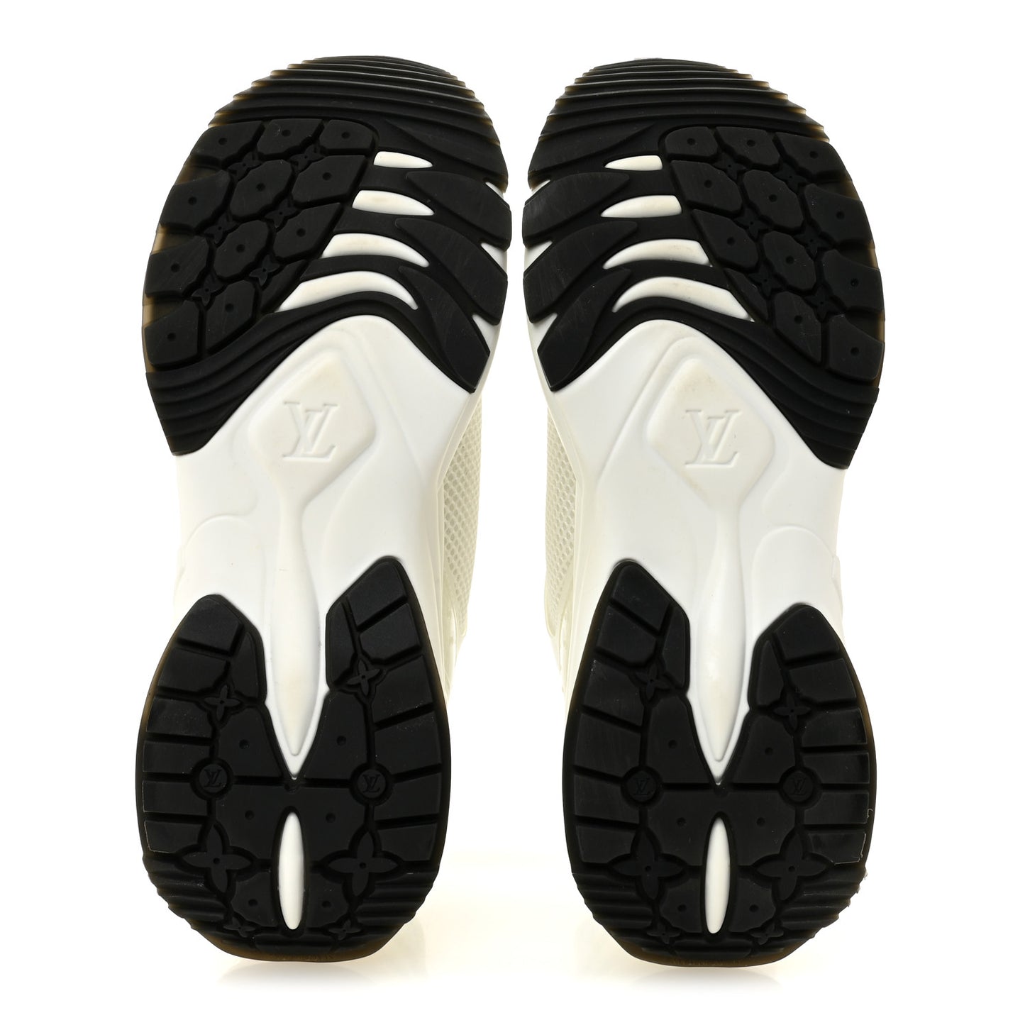 Patent Calfskin Technical Mesh Monogram Run 55 Sneakers 37 Bleu Clair