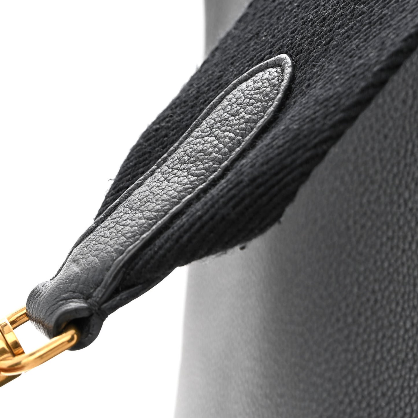 Soft Grained Calfskin Small Sangle Bucket Bag Black