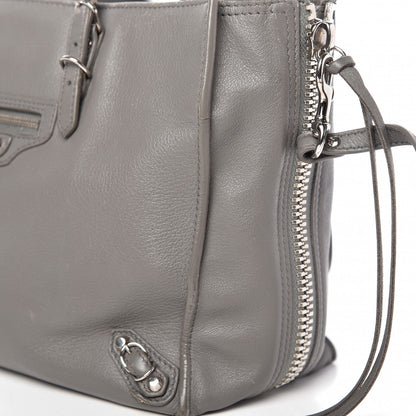 Balenciaga Veau Papier A6 Zip Around Tote Gris Acier 16 of 16