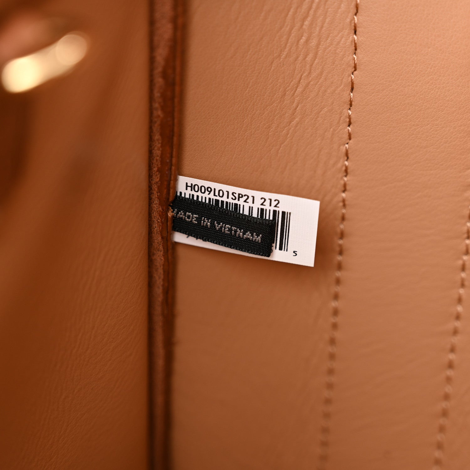 Marc Jacobs Grained Calfskin Small The Tote Bag Argan Oil 8 of 13