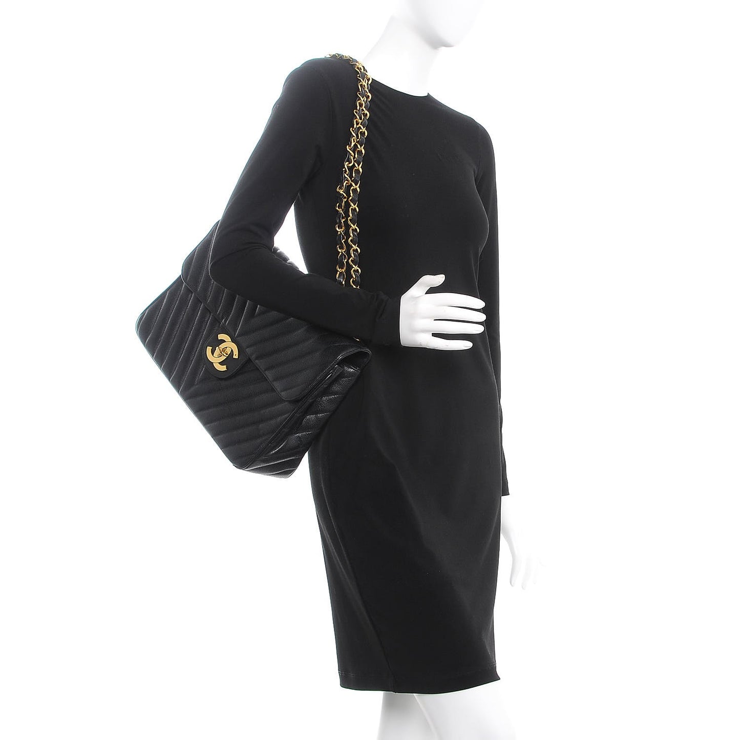 Caviar Chevron Quilted Maxi Single Flap Black