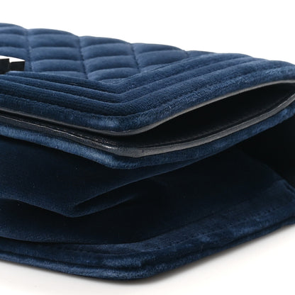 Chanel Velvet Quilted Small Boy Flap Marine Fonce 10 of 10