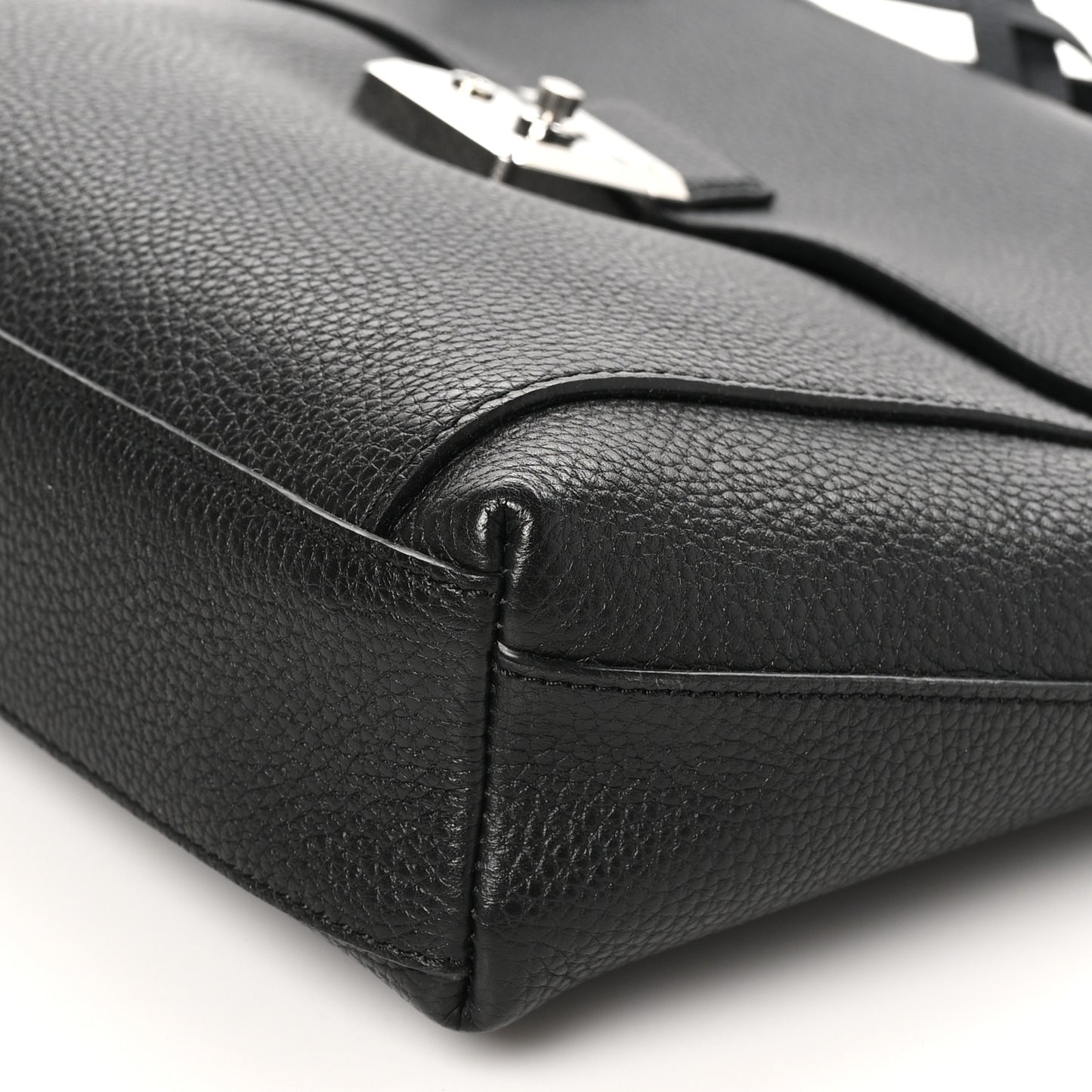 Taurillon Serviette Dorain Briefcase Black