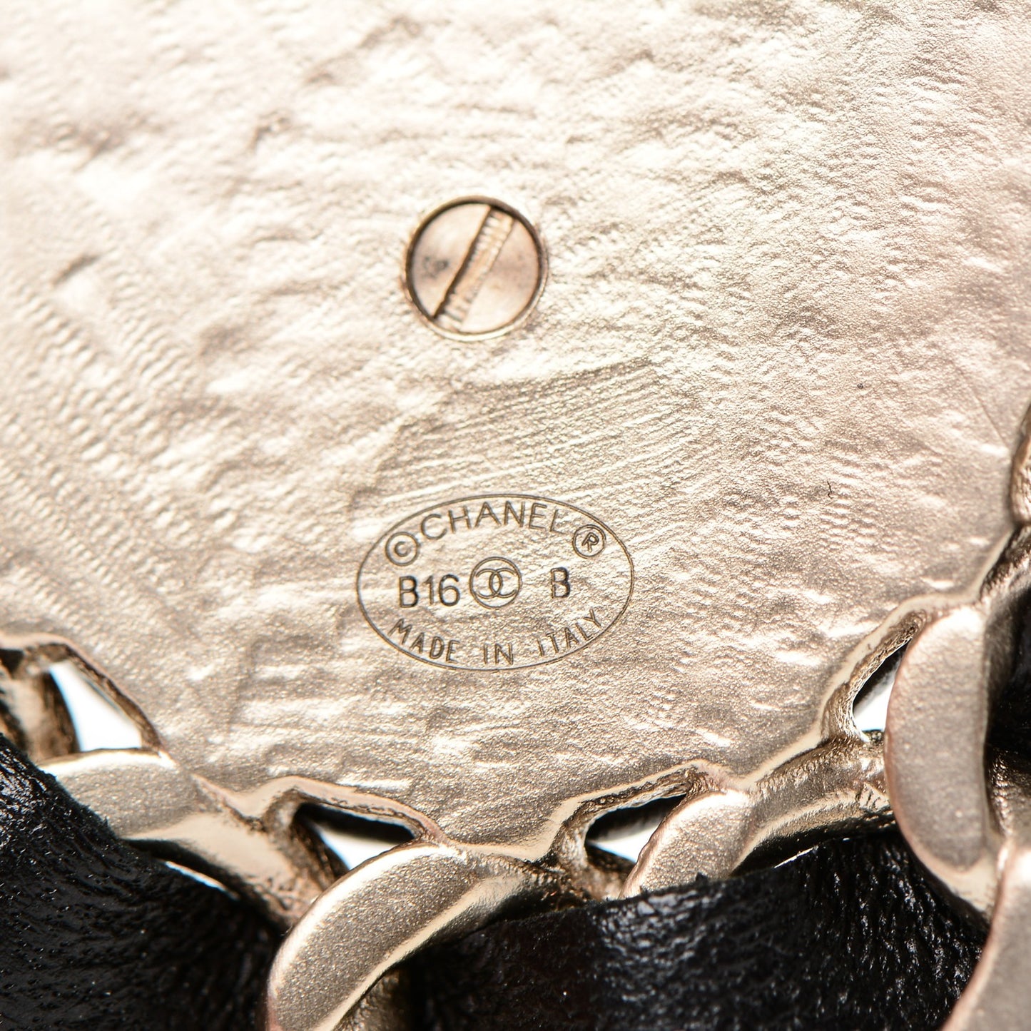 Lambskin CC Brooch Black Gold