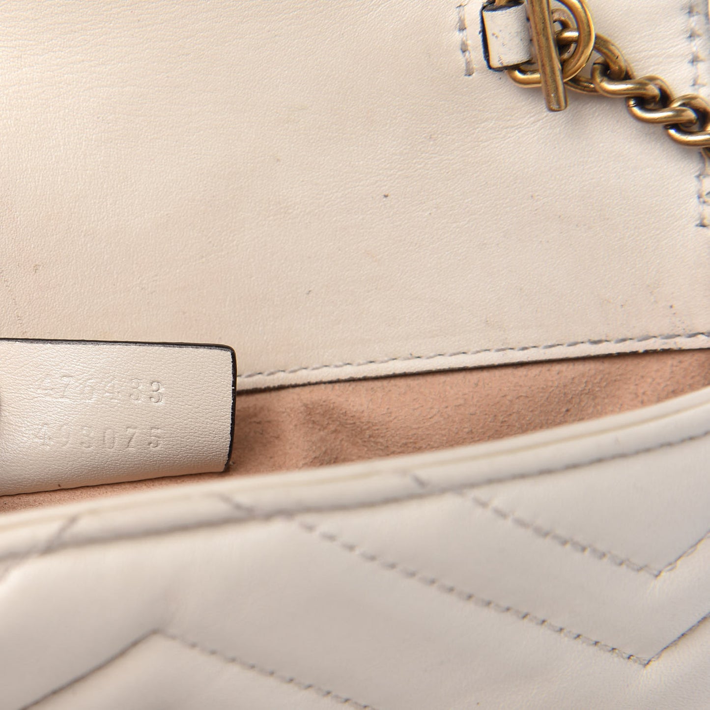 Calfskin Matelasse Super Mini GG Marmont Shoulder Bag White