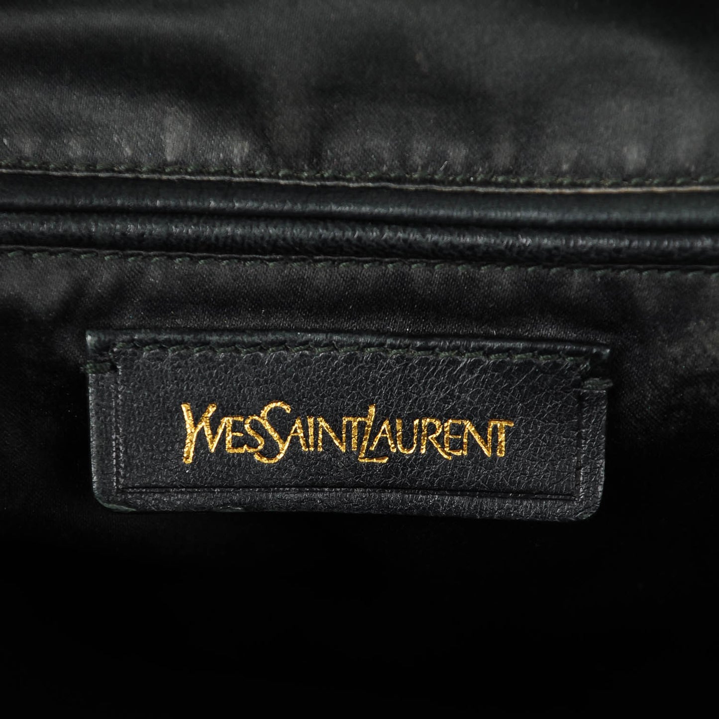 Calfskin Large Muse Black