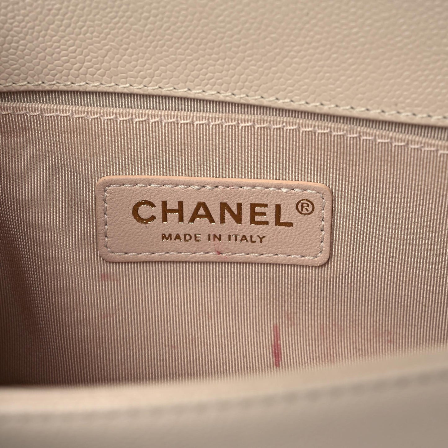 Caviar Chevron Quilted Small Boy Flap Light Beige