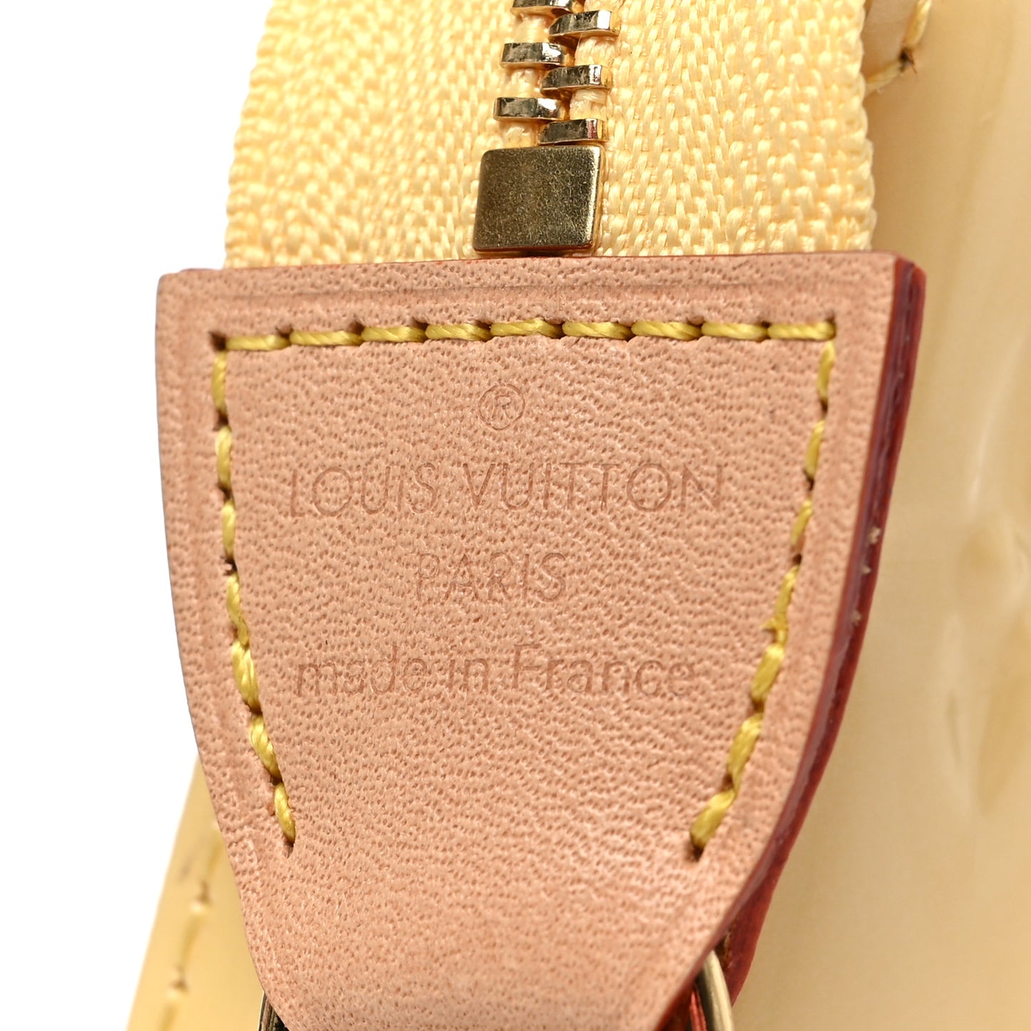 Metallic Vernis Valentine Mini Pochette Accessories Banana Fizz