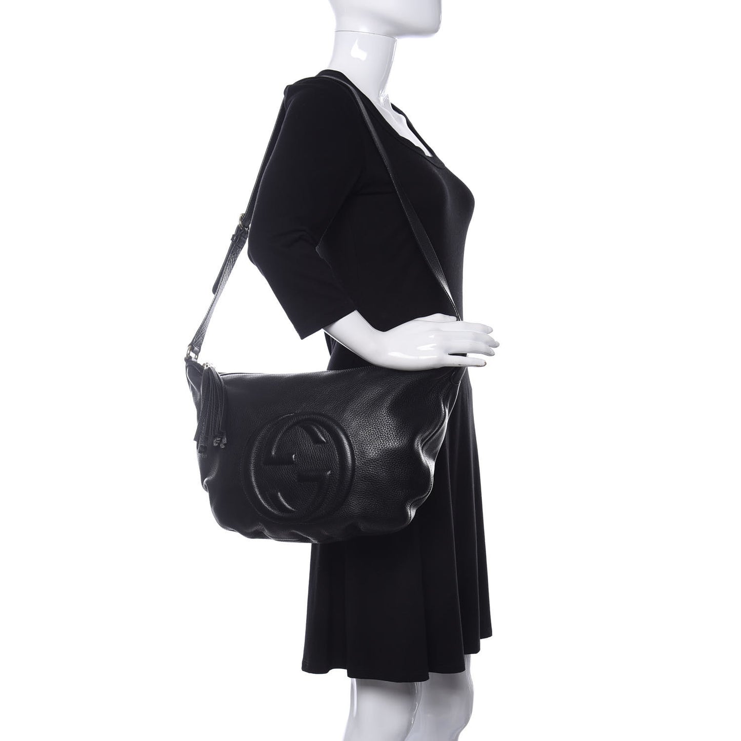 Pebbled Calfskin Medium Soho Hobo Black