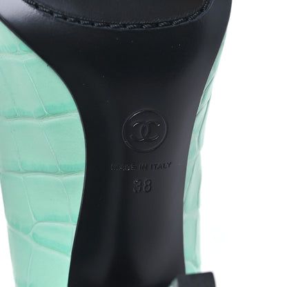 Chanel Crocodile Embossed Patent Calfskin Pumps 38 Green Black 7 of 10