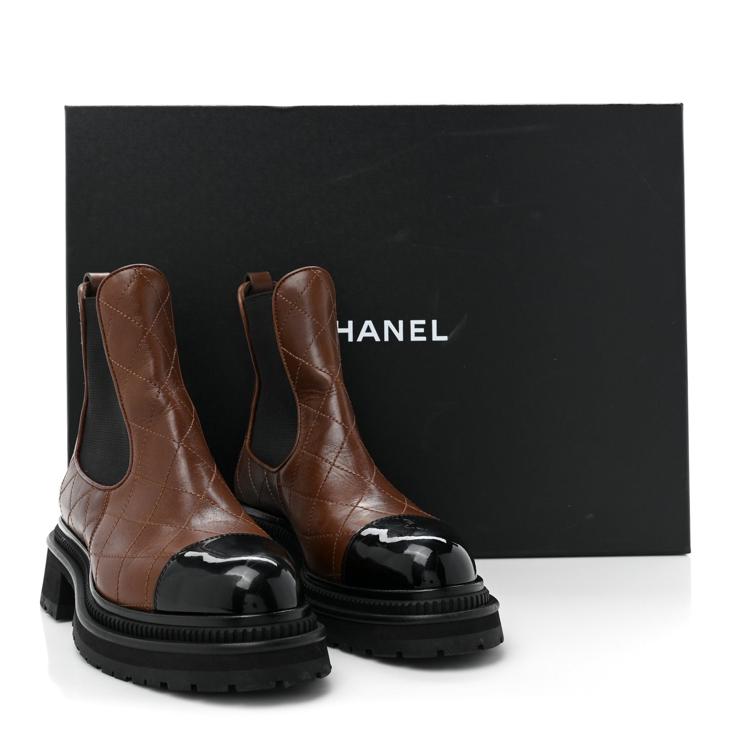Calfskin Patent Cap Toe Quilted Short Boots 38.5 Brown Black