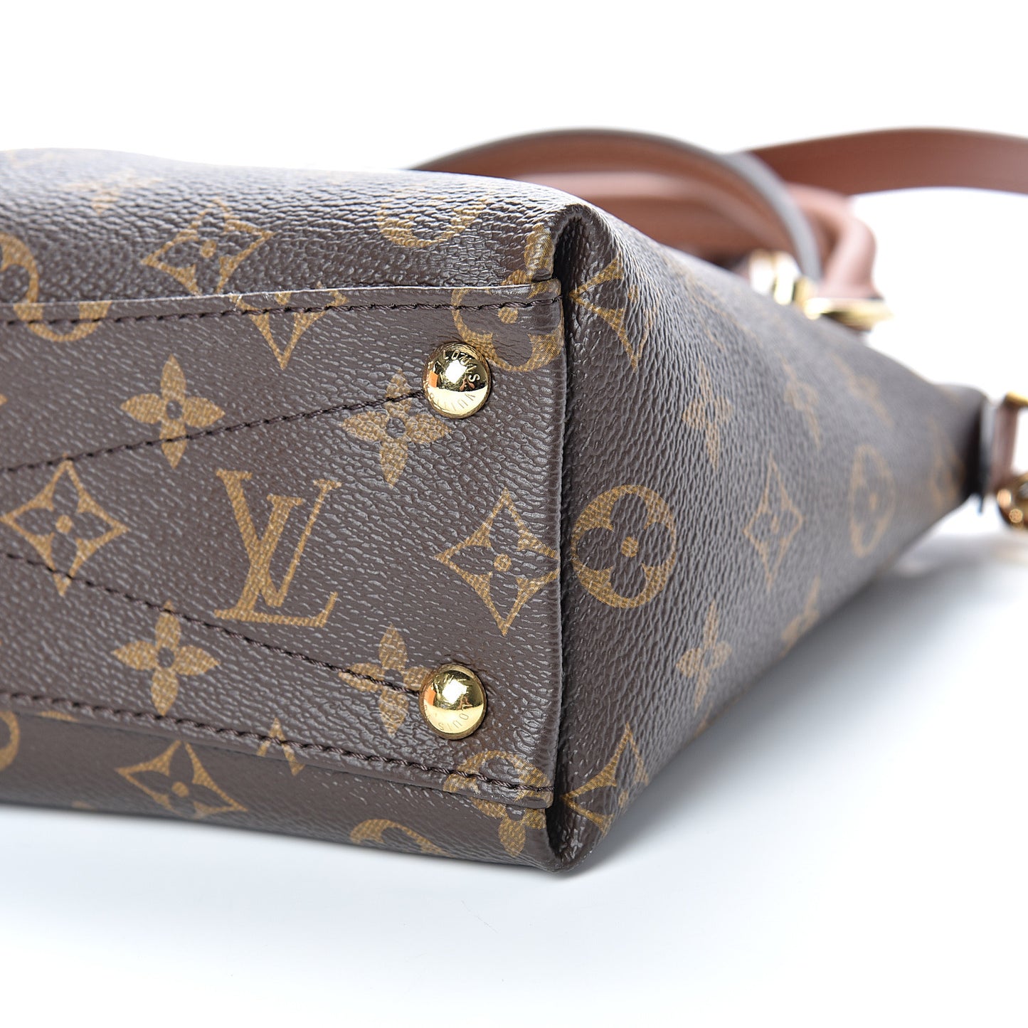 Monogram V Tote BB Black