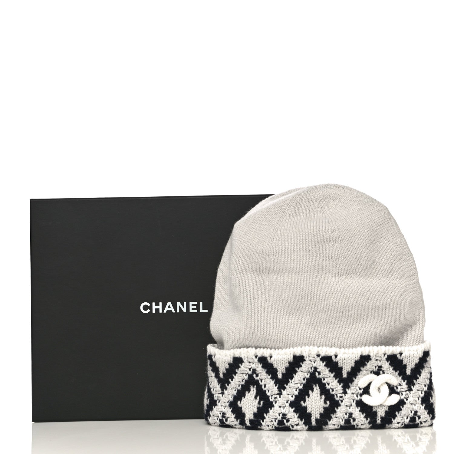 Chanel Cashmere Blend CC Beanie Hat White Navy Blue 9 of 9