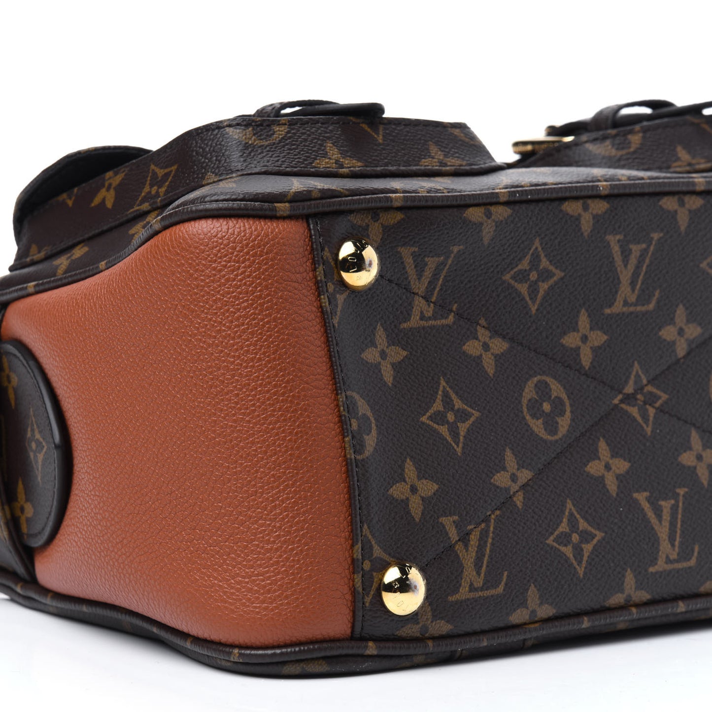 Monogram Manhattan NM Caramel