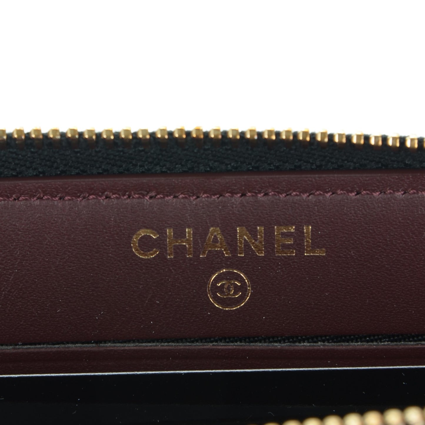 Caviar Quilted Small Zip Around Wallet Black