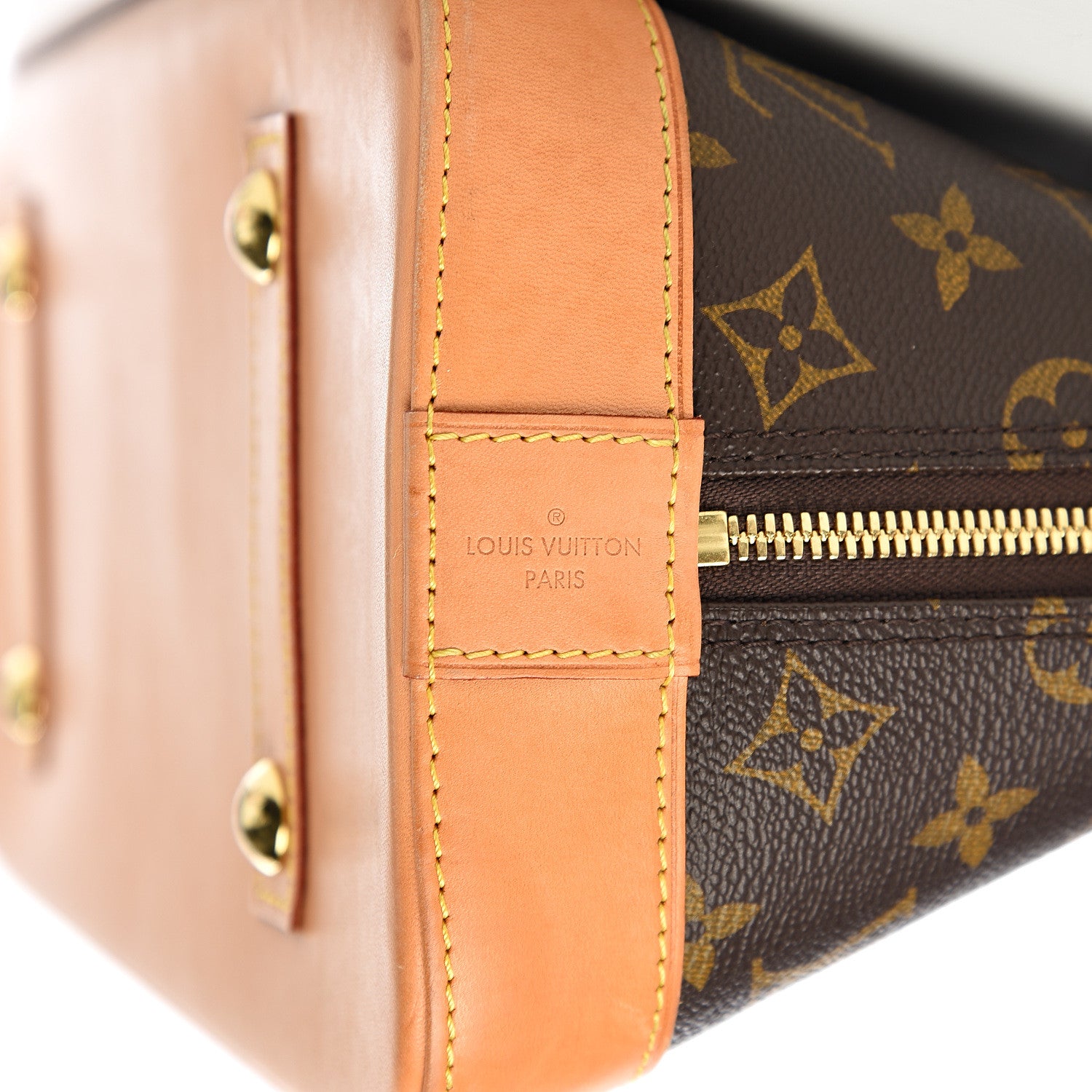 Louis Vuitton Monogram Alma MM 6 of 12