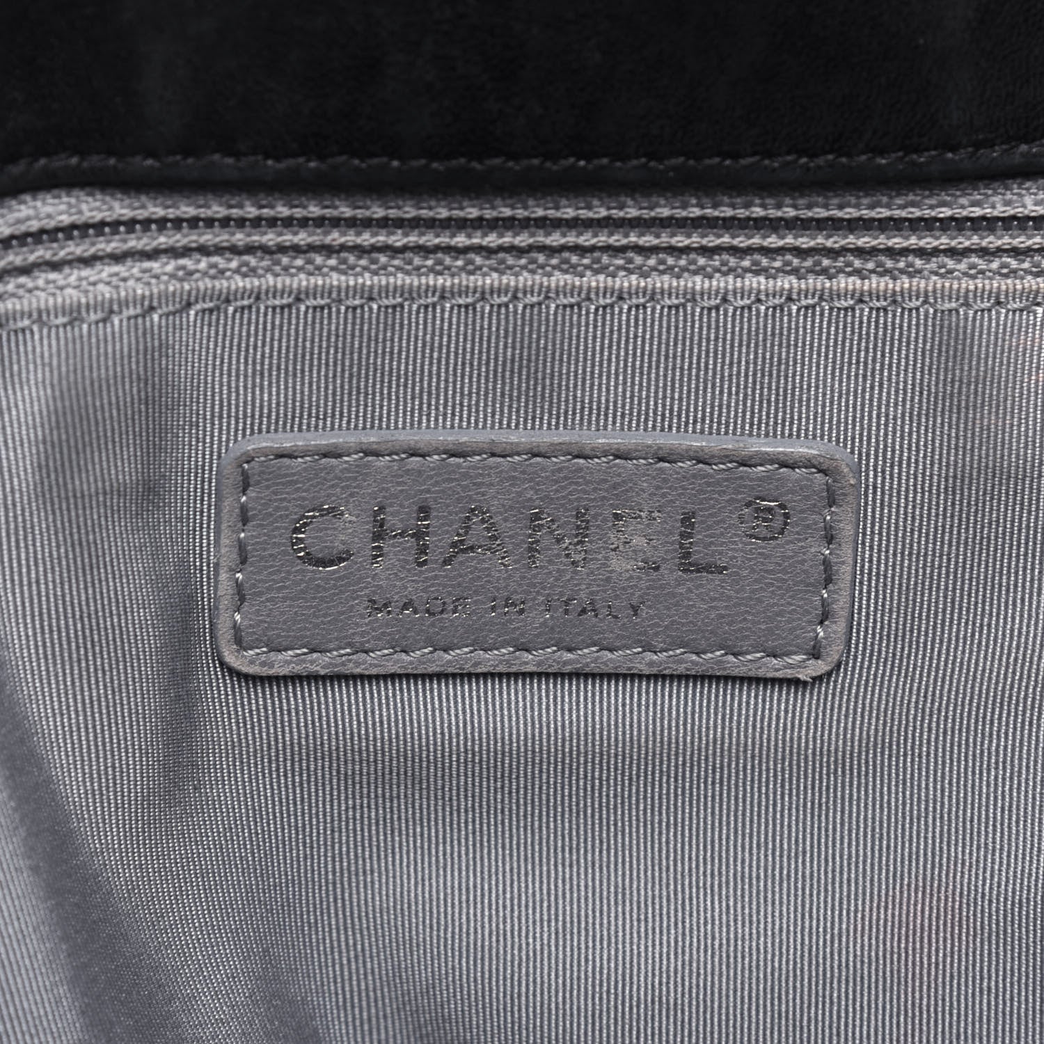 Chanel Vinyl XL Lipstick Tote Black 6 of 34