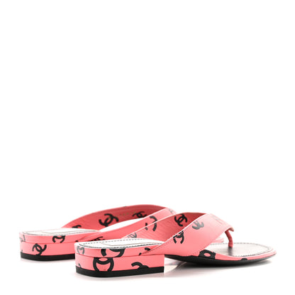 Chanel Lambskin Printed CC Thong Sandals 35 Pink Black 5 of 10
