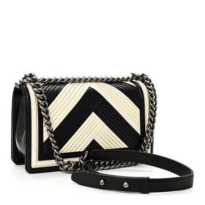 Chanel Calfskin Pleated Medium Boy In Rome Flap Black White 3 of 11