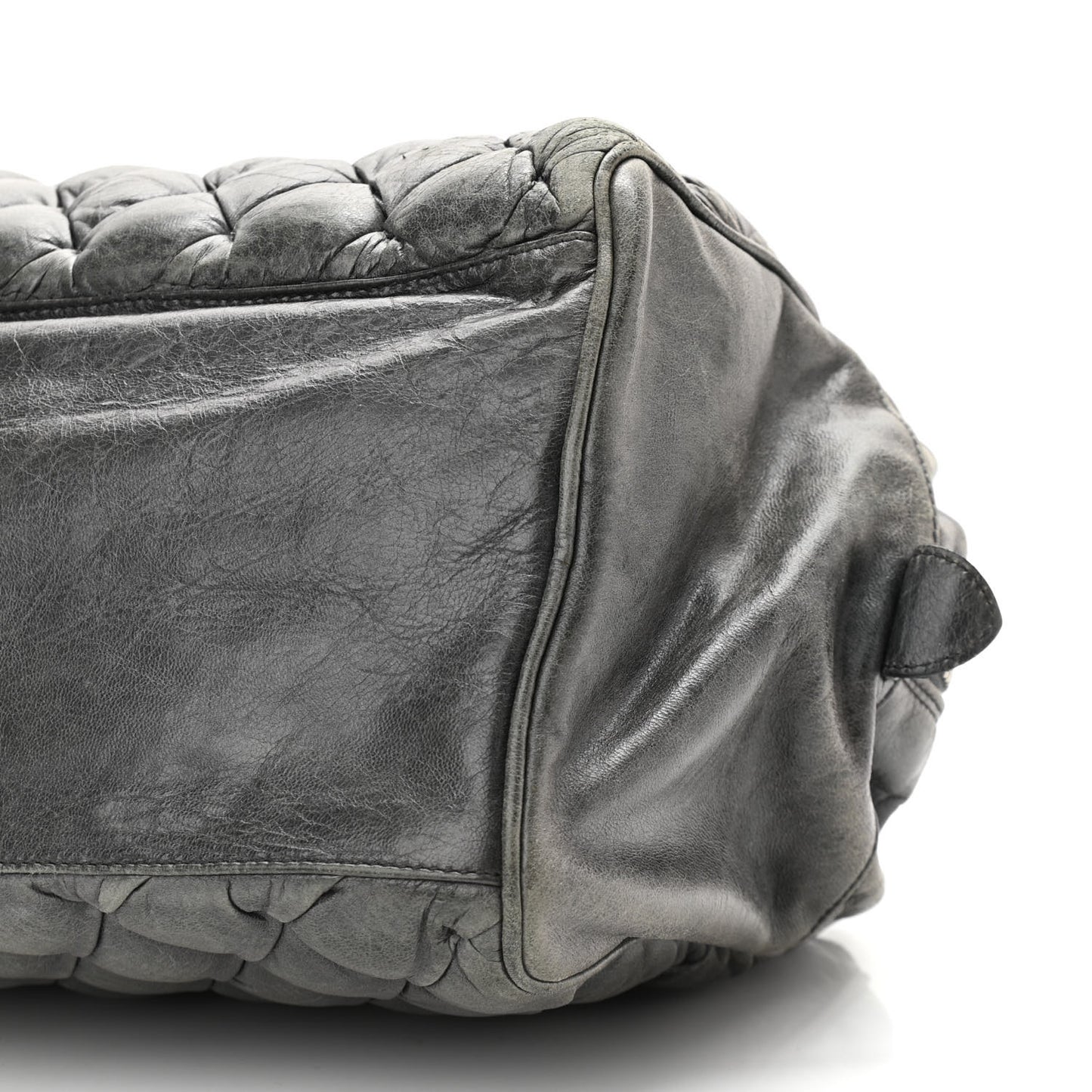 Chevre Quilted Matelasse MM Gris Fossile