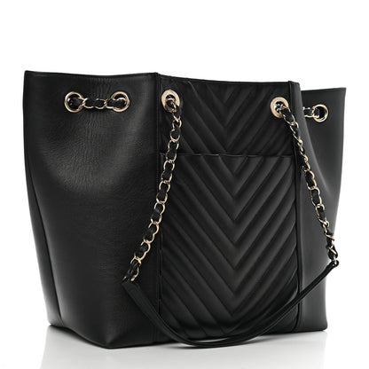 Chanel Calfskin Quilted Large Daily Shopping Bag Black 2 of 9