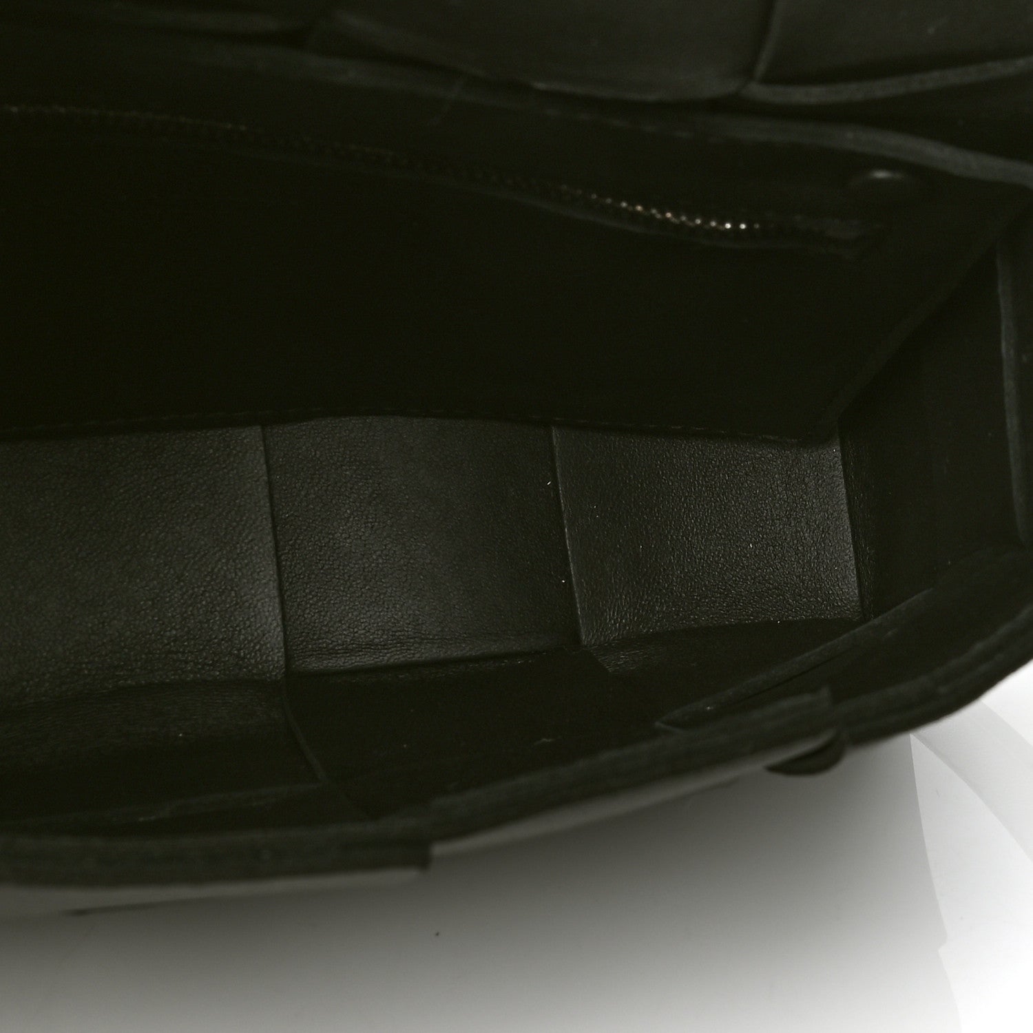 Bottega Veneta Lambskin Maxi Intrecciato Cassette Crossbody Bag Black 4 of 4