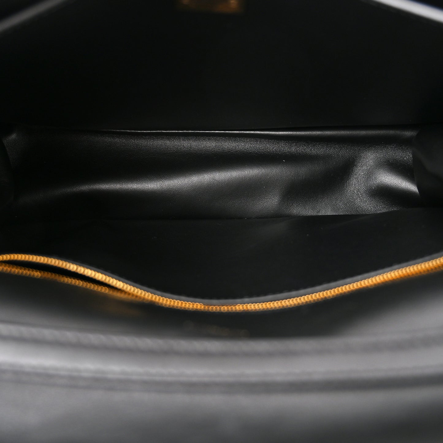 Natural Smooth Calfskin Medium Rodeo Top Handle Handbag Black