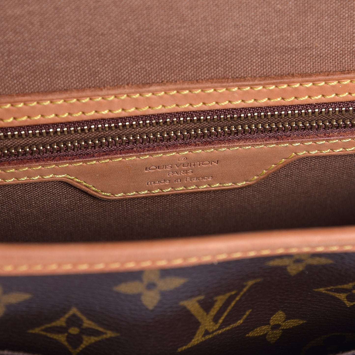 Monogram Sologne